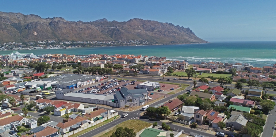2 Bedroom Property for Sale in Gordons Bay Central Western Cape